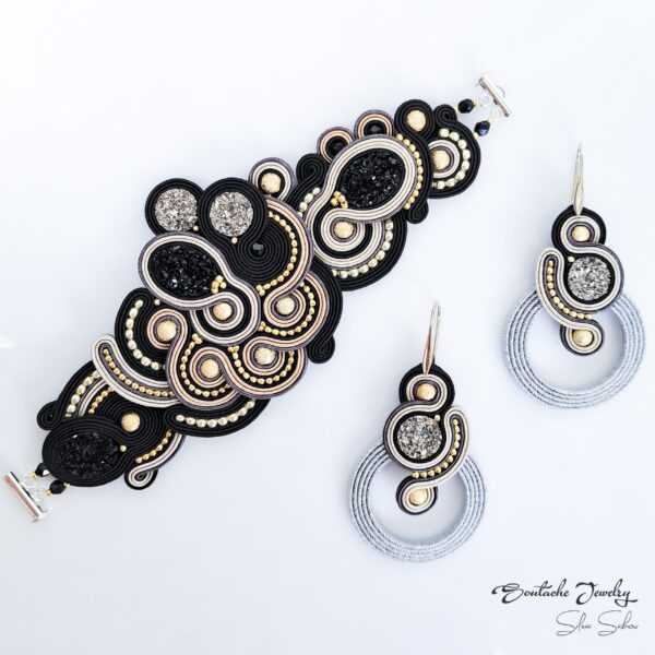 Set Earrings and Bracelet - Gold